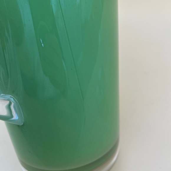 Pottery Barn Alfresco Acrylic Drink Pitcher  Green Vintage 2 Qt NWT Flawed - Picture 7 of 11